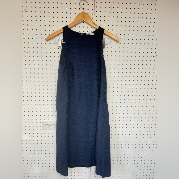 Vince Fil Coupe Sleeveless Shift  Navy Dress - Picture 2 of 6